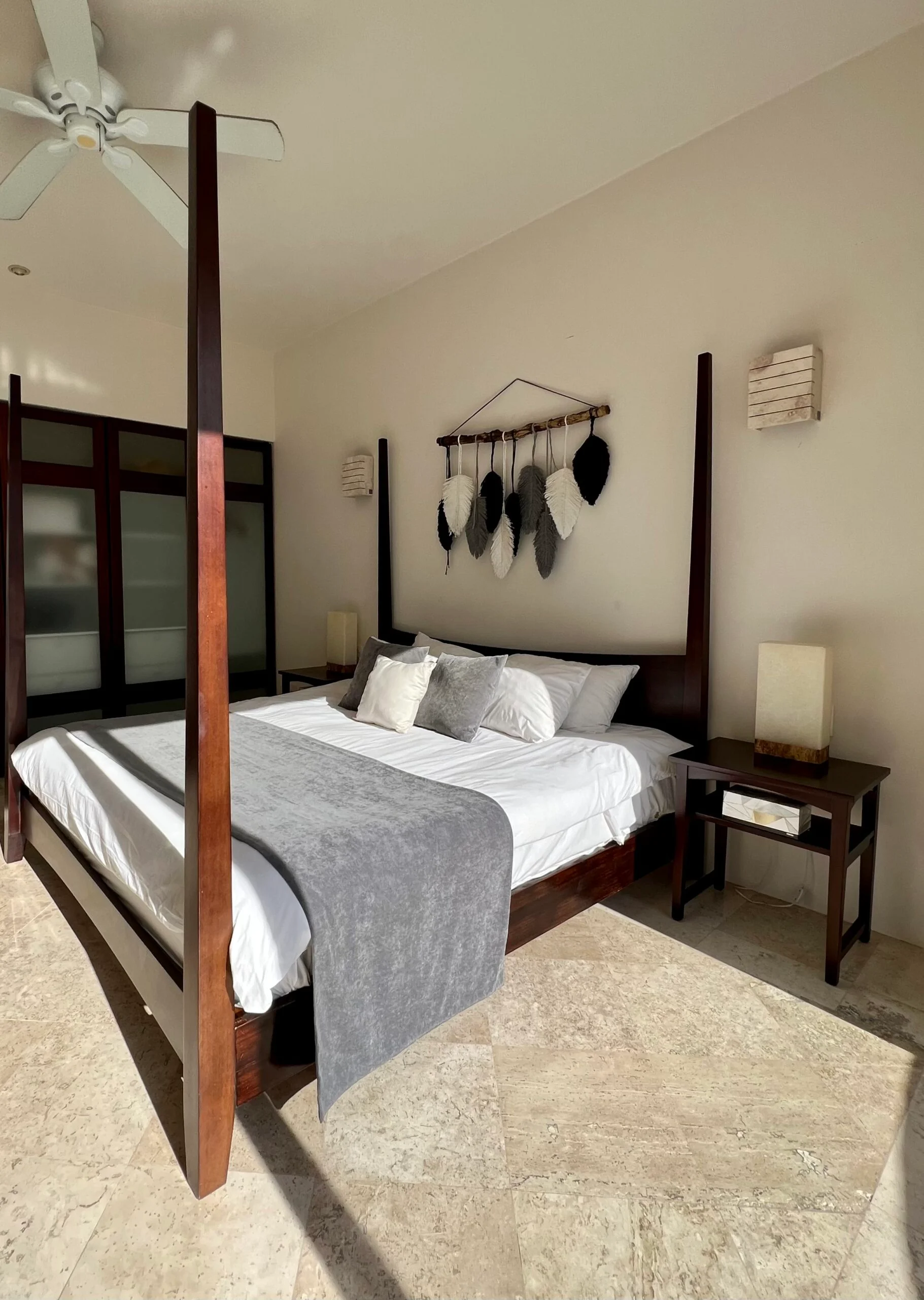 A302-1-bedroom-bedroom-1-6-scaled