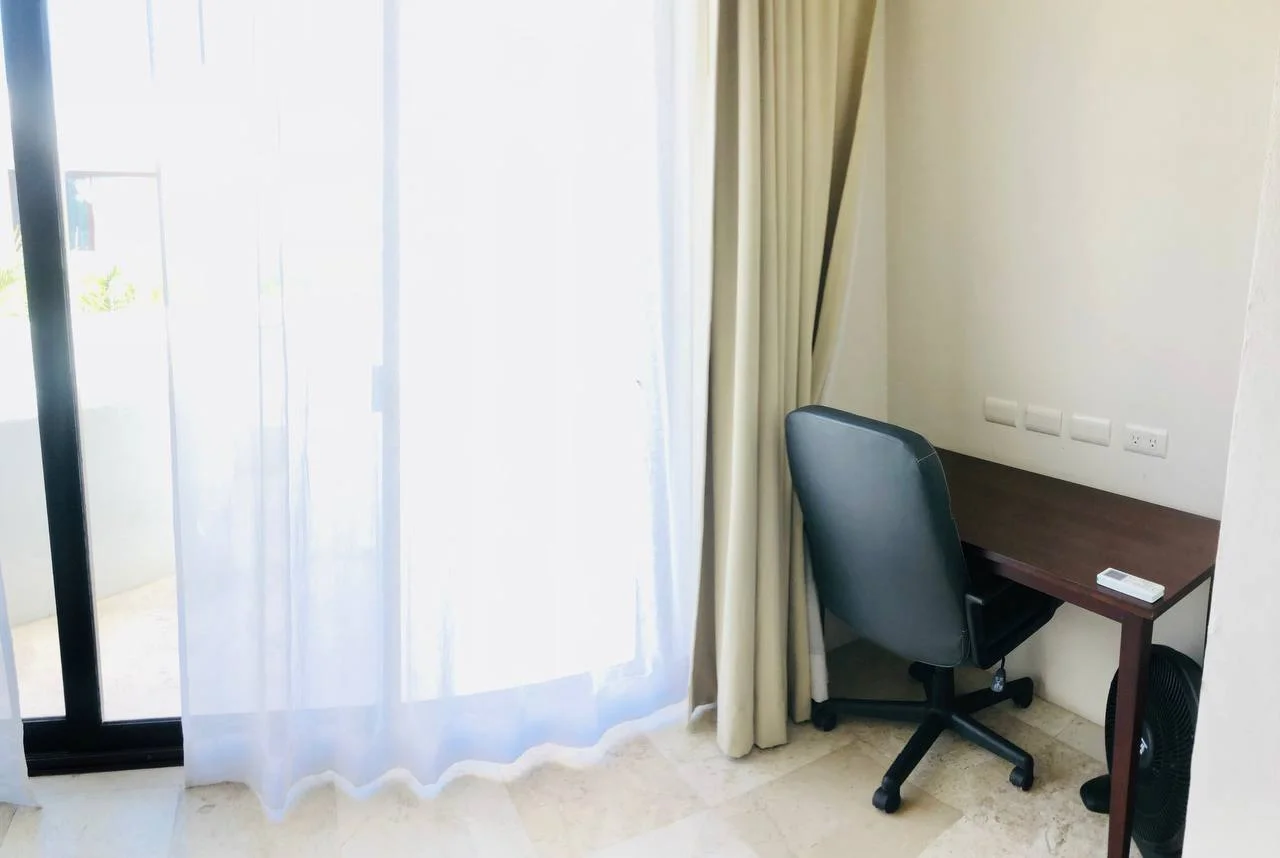A302-1-bedroom-desk-1